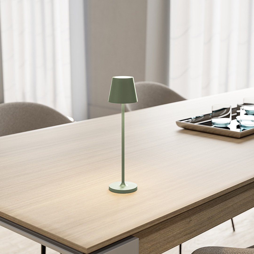 Lumivio™ – Moderne LED Tischlampe mit Akku