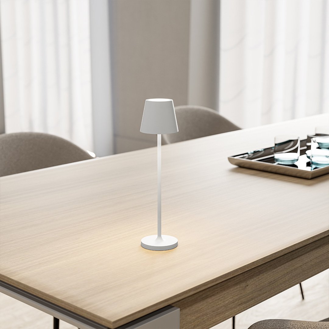 Lumivio™ – Moderne LED Tischlampe mit Akku