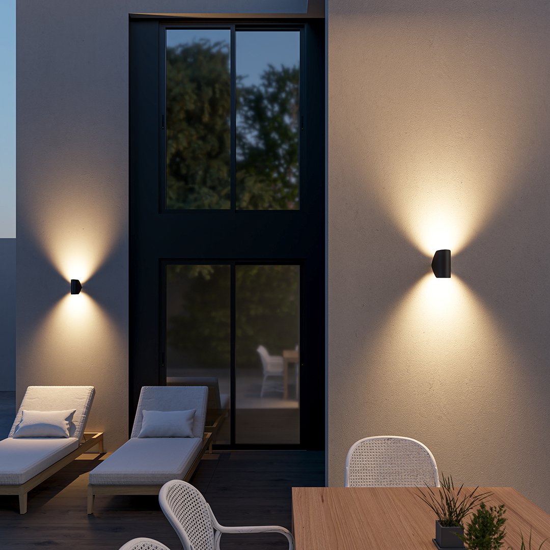 Rotara™ – Robuste LED Wandleuchte Schwarz