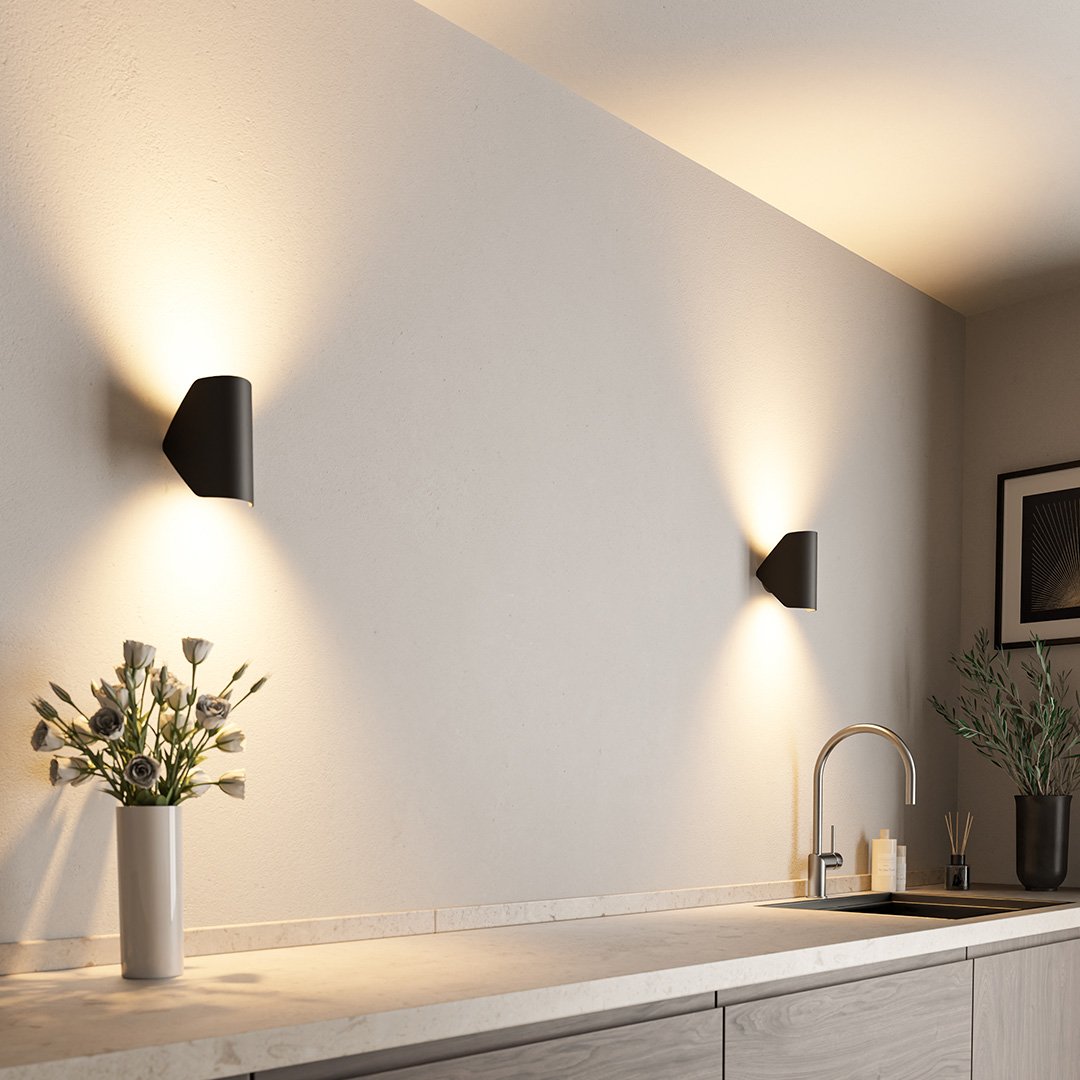 Rotara™ – Robuste LED Wandleuchte Schwarz
